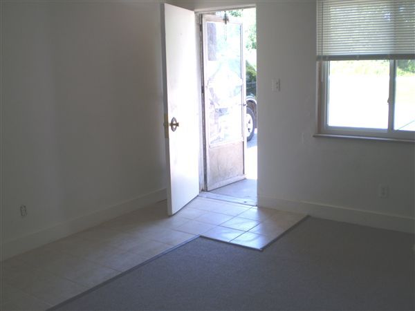 Yoldanda Motorest (Dixie Highway Efficiencies) - Real Estate Photo (newer photo)